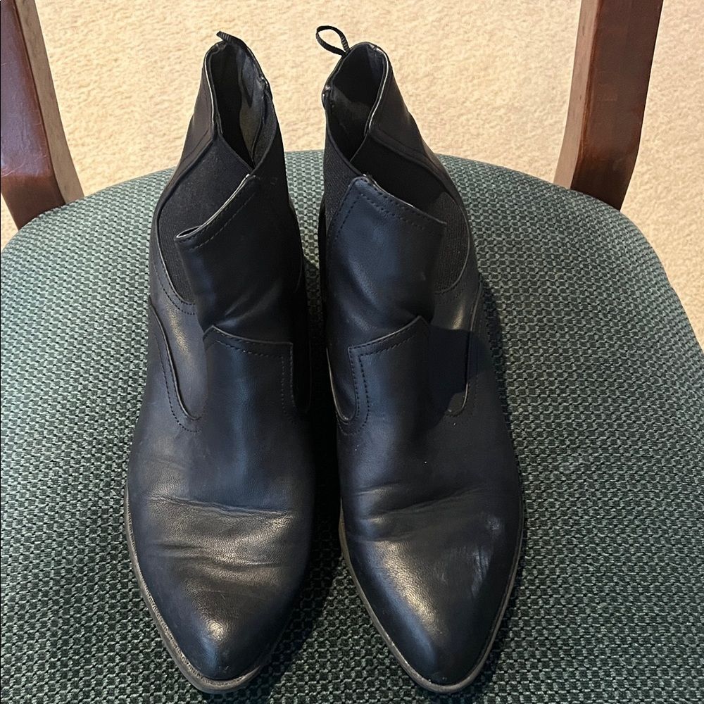 H & M Divided Women’s Black Leather Ankle Boots -Size 9.5
